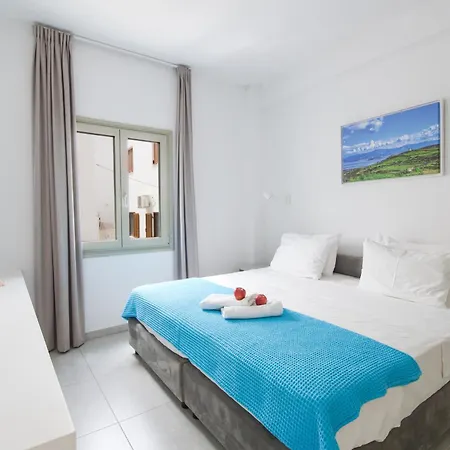 Porto Bello Di * Páros