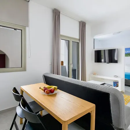 Porto Bello Di * Páros