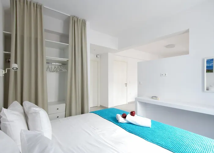 Porto Bello Di Apartment Parikia (Paros)